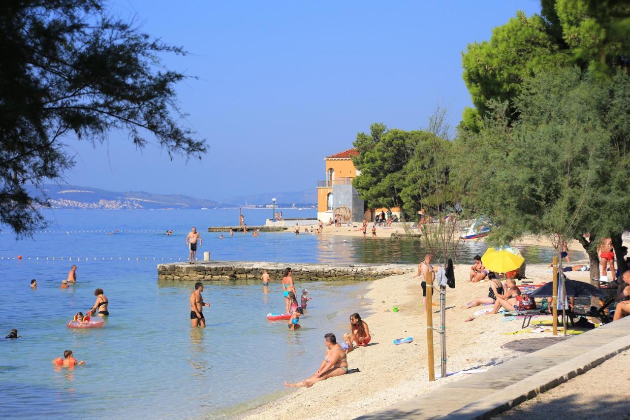 Apartments By The Sea Kastel Kambelovac, Kastela - 8679 Extérieur photo