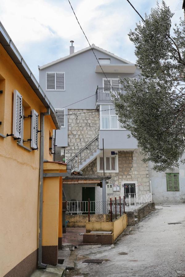 Apartments By The Sea Kastel Kambelovac, Kastela - 8679 Extérieur photo