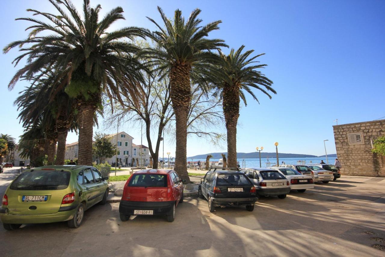 Apartments By The Sea Kastel Kambelovac, Kastela - 8679 Extérieur photo