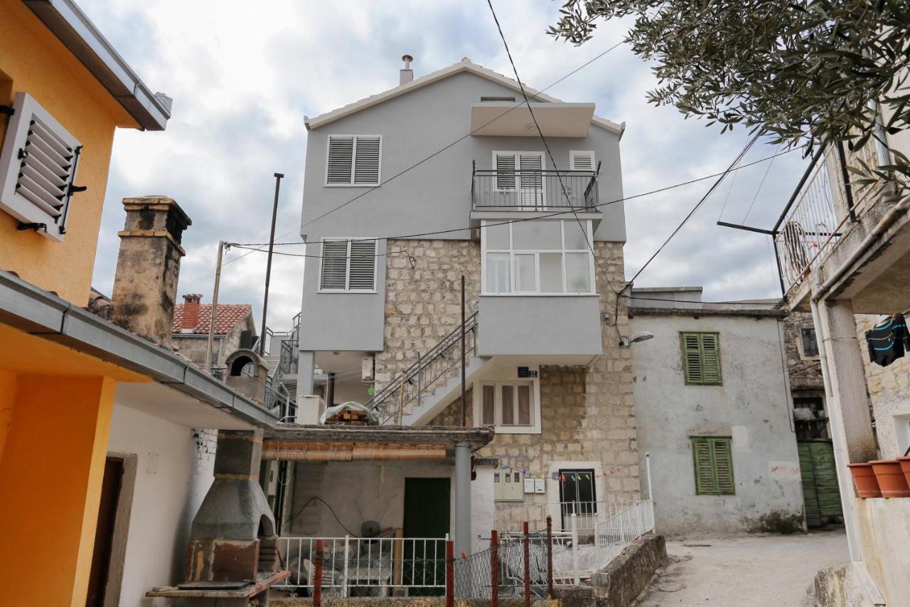 Apartments By The Sea Kastel Kambelovac, Kastela - 8679 Extérieur photo