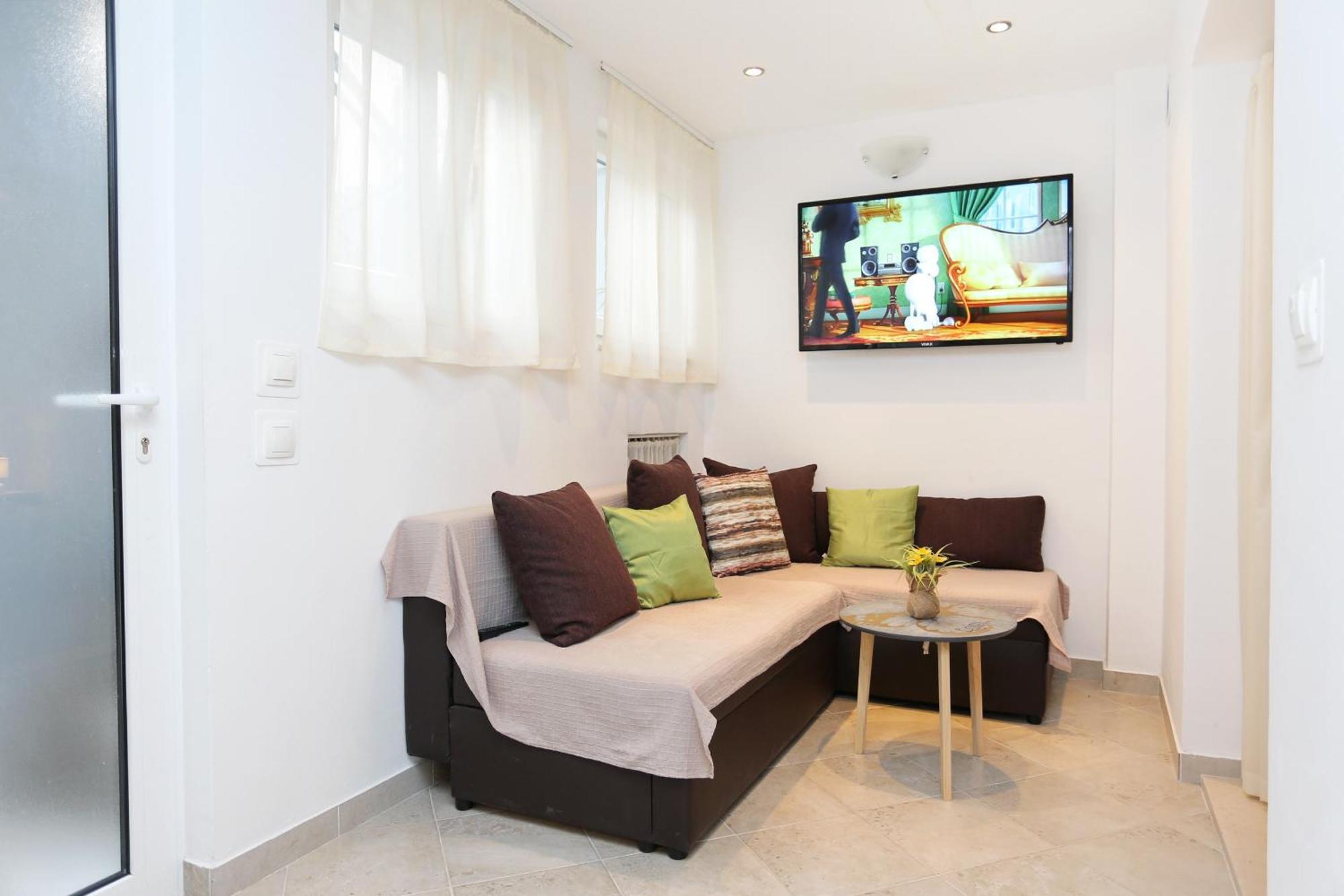 Apartments By The Sea Kastel Kambelovac, Kastela - 8679 Chambre photo